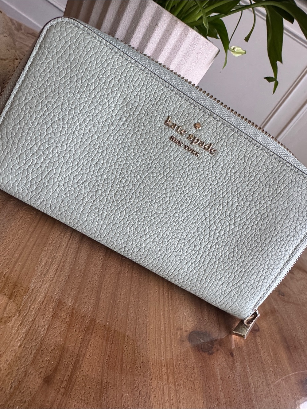 kate spade Pebbled Zip Around Wallet in Mint